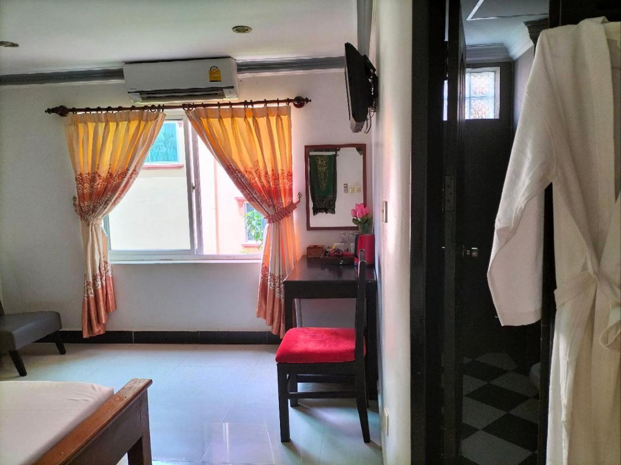 Parent Heritage Angkor Villa Siem Reap Camera foto