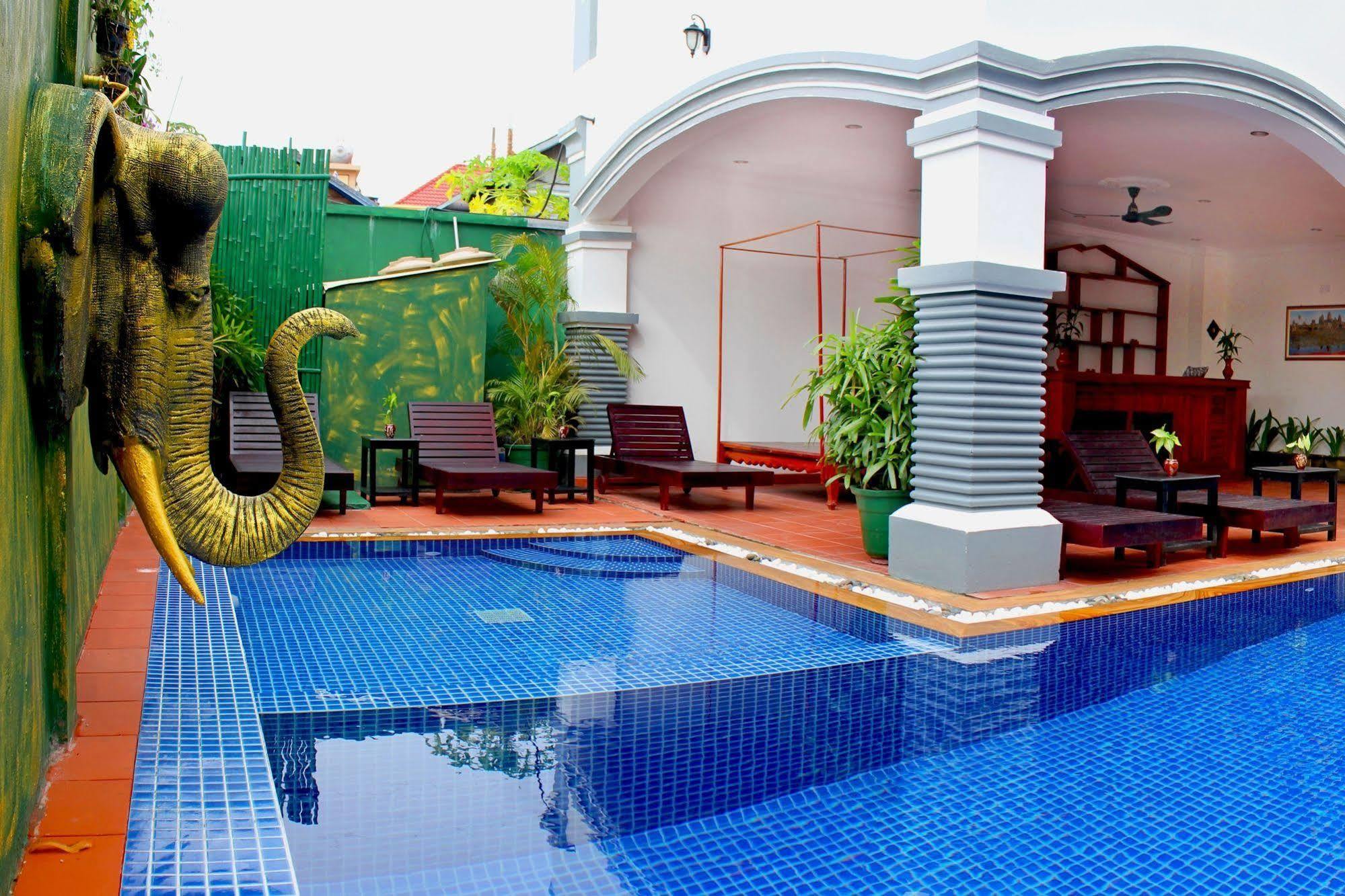 Parent Heritage Angkor Villa Siem Reap Esterno foto